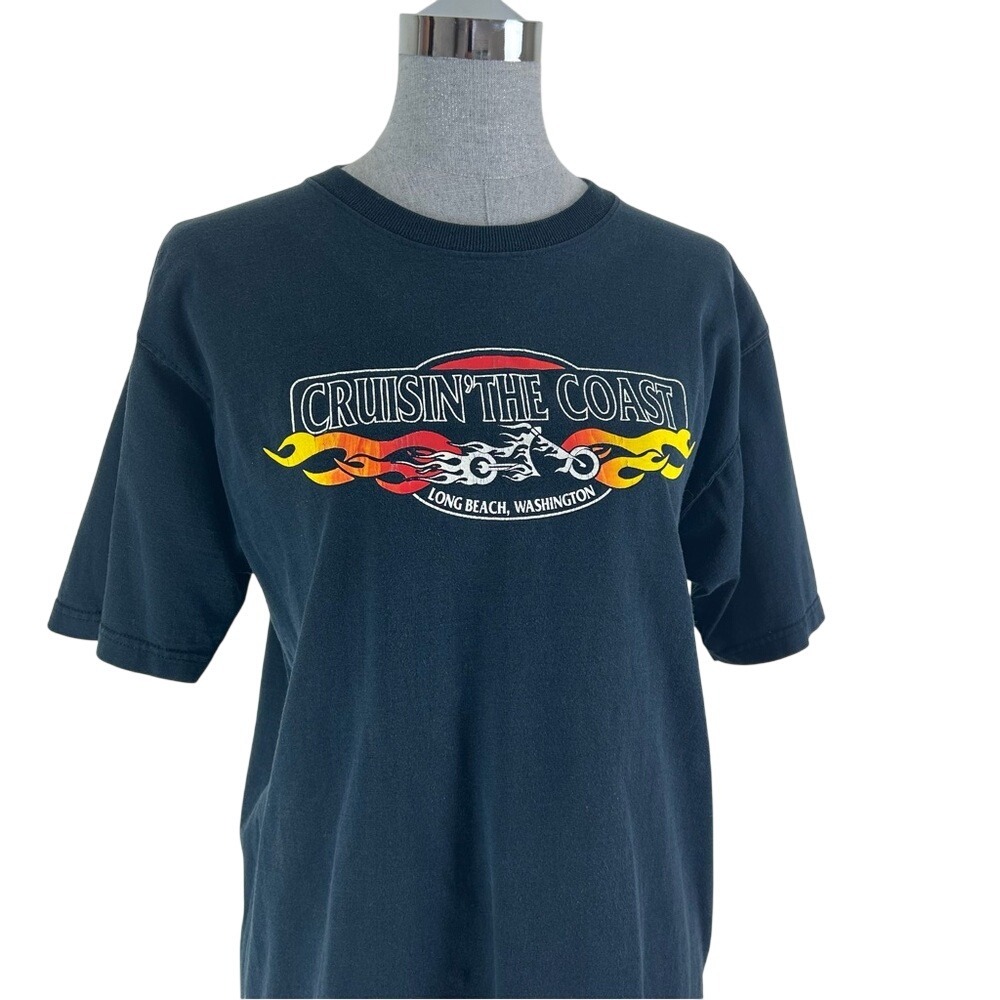 Vintage Cruisin' the Coast Motorcycle Flames Long Beach WA Graphic T-Shirt Black